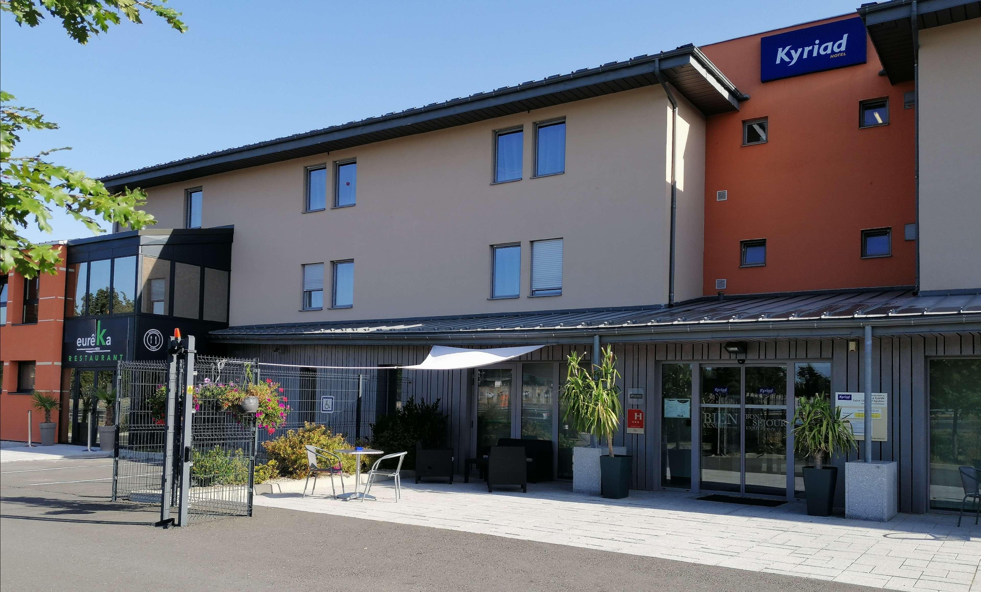 Kyriad Saint Chely D'Apcher - Aire De La Lozere Albaret-Sainte-Marie Exteriör bild